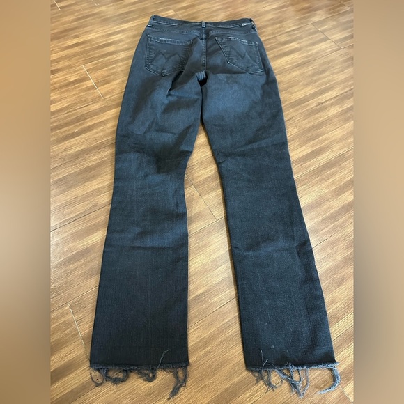 The Pixie Ankle Fray Jeans in Not Guilty
MOTHER denim
Black wash
Size 28 - Picture 11 of 11